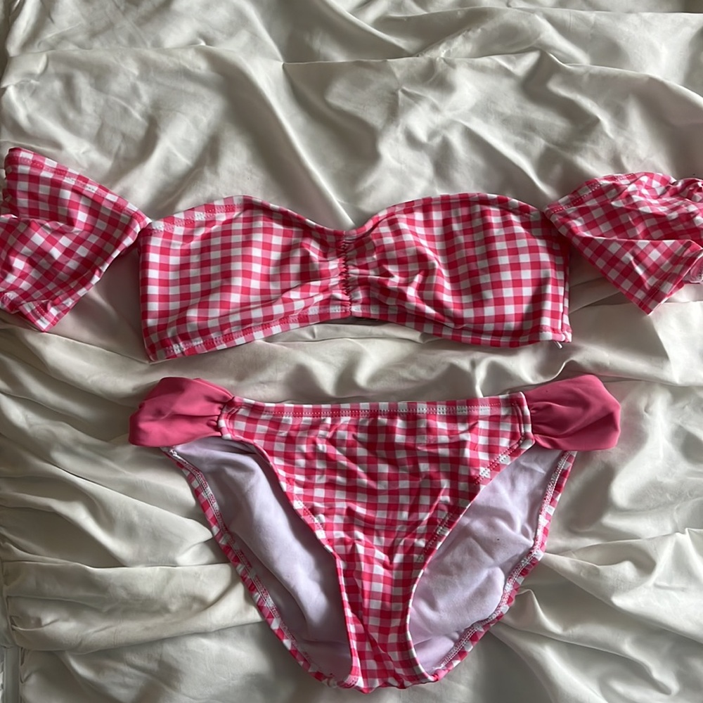 Lauren James gingham bikini ๐ - Picture 3 of 11